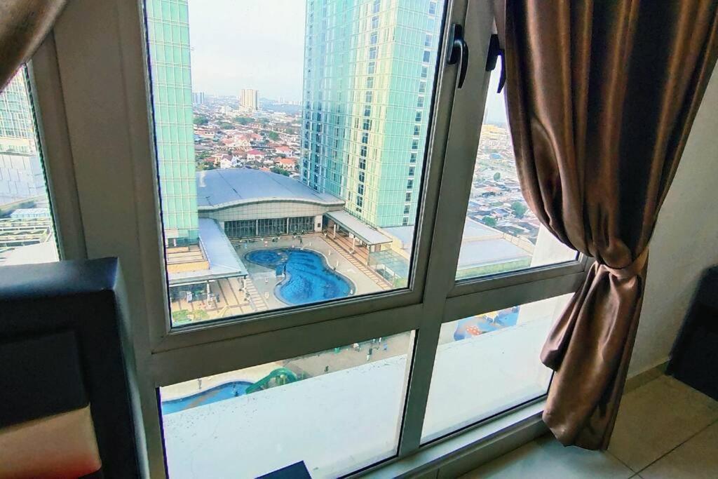 Apartemen Ksl Mall D'esplanade 10min To Ciq, Near To Legoland