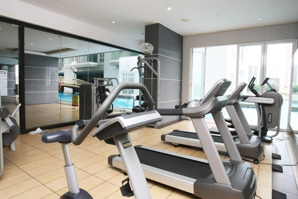 Apartemen Ksl Mall D'esplanade 10min To Ciq, Near To Legoland