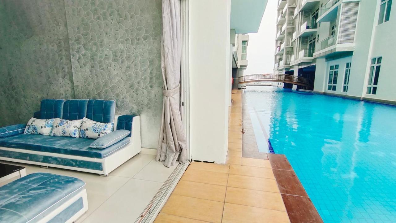Ksl Mall D'esplanade 10min To Ciq, Near To Legoland Apartemen