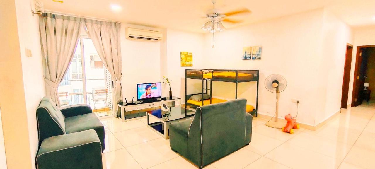 Apartemen Ksl Mall D'esplanade 10min To Ciq, Near To Legoland *