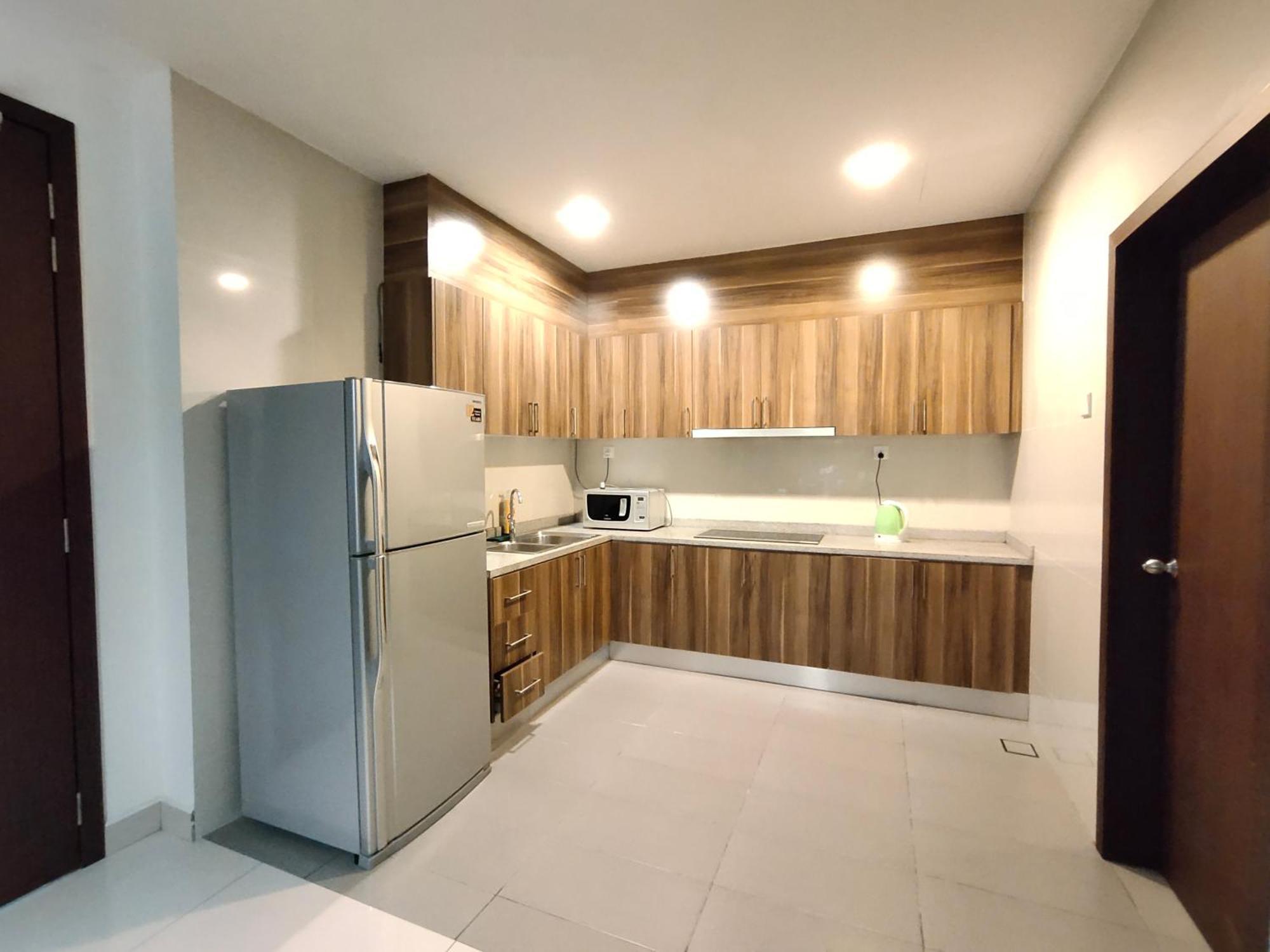Ksl Mall D'esplanade 10min To Ciq, Near To Legoland Apartemen