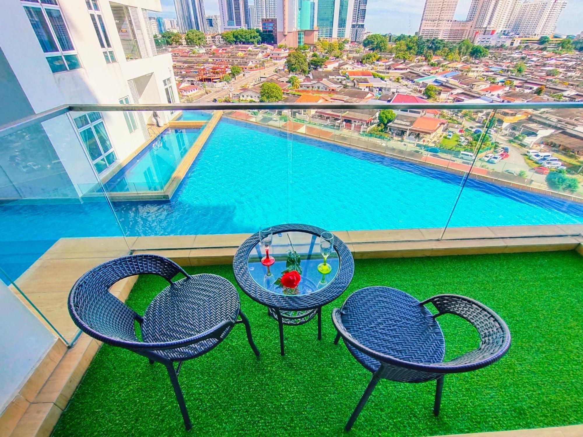 Ksl Mall D'esplanade 10min To Ciq, Near To Legoland Apartemen *